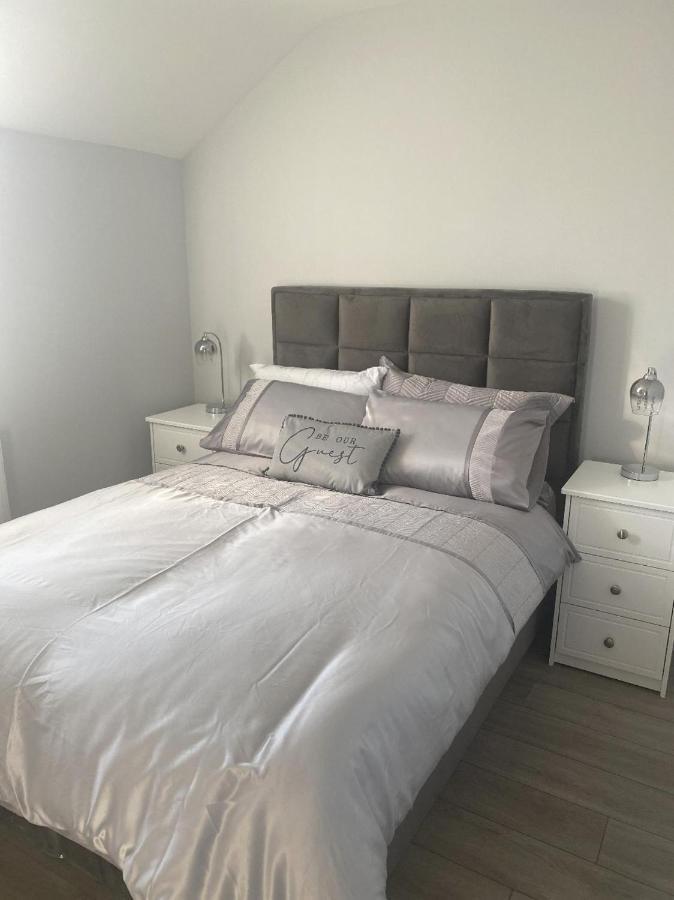 Modern 3-Bed Apartment In Magherafelt Sleeps 8 Exterior photo