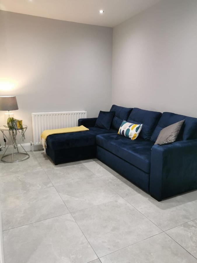 Modern 3-Bed Apartment In Magherafelt Sleeps 8 Exterior photo