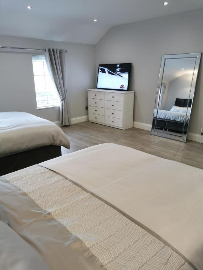Modern 3-Bed Apartment In Magherafelt Sleeps 8 Exterior photo