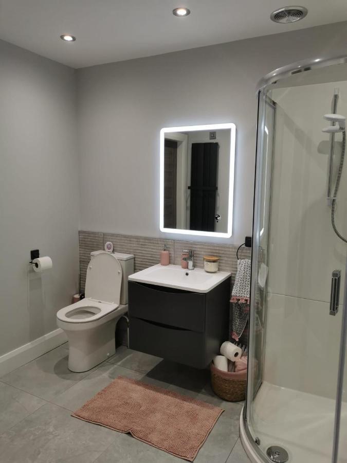 Modern 3-Bed Apartment In Magherafelt Sleeps 8 Exterior photo